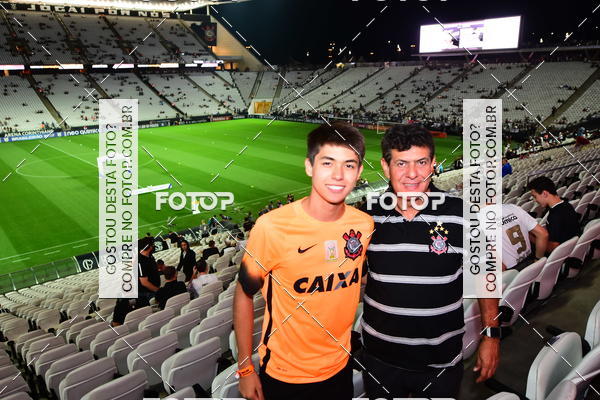 Buy your photos of the eventCorinthians X Fluminense - Brasileir�o on Fotop
