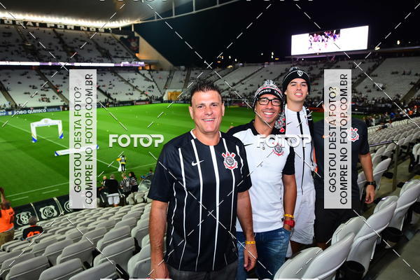 Buy your photos of the eventCorinthians X Fluminense - Brasileir�o on Fotop
