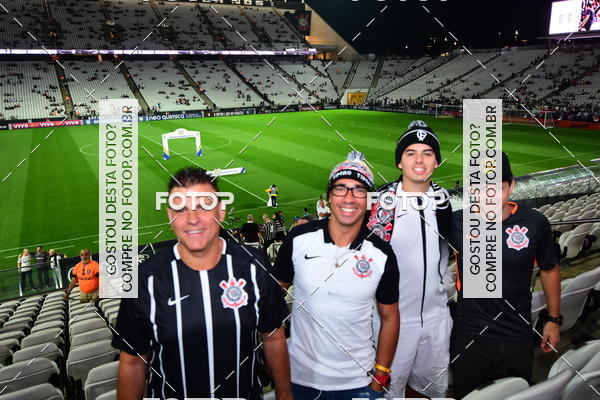 Buy your photos of the eventCorinthians X Fluminense - Brasileir�o on Fotop