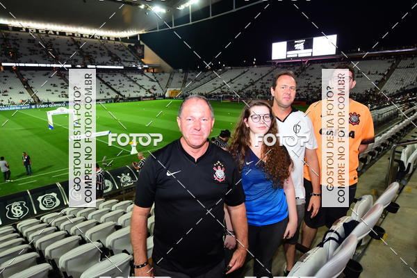 Buy your photos of the eventCorinthians X Fluminense - Brasileir�o on Fotop