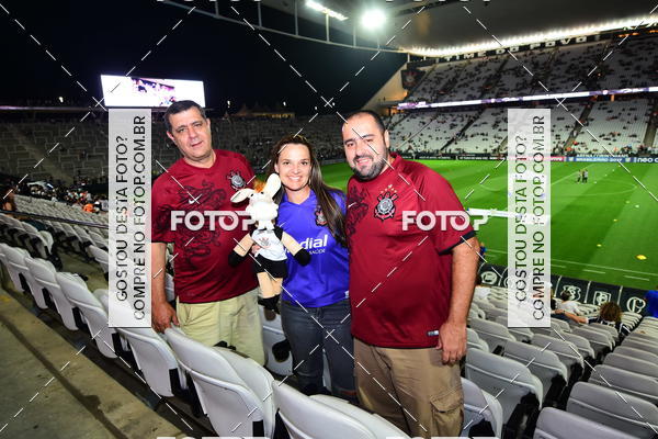 Buy your photos of the eventCorinthians X Fluminense - Brasileir�o on Fotop