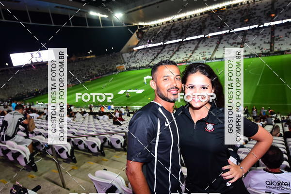 Buy your photos of the eventCorinthians X Fluminense - Brasileir�o on Fotop