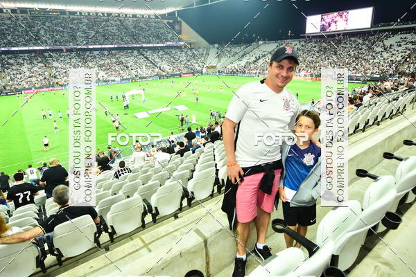 Buy your photos of the eventCorinthians X Fluminense - Brasileir�o on Fotop