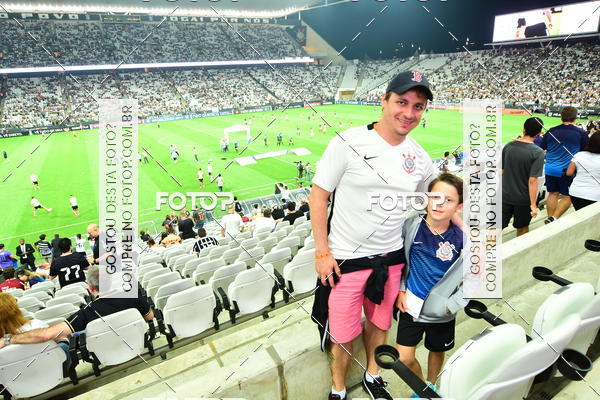 Buy your photos of the eventCorinthians X Fluminense - Brasileir�o on Fotop
