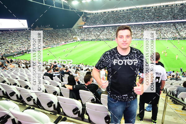 Buy your photos of the eventCorinthians X Fluminense - Brasileir�o on Fotop