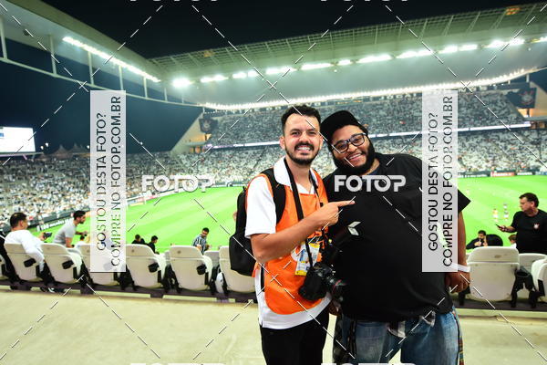 Buy your photos of the eventCorinthians X Fluminense - Brasileir�o on Fotop