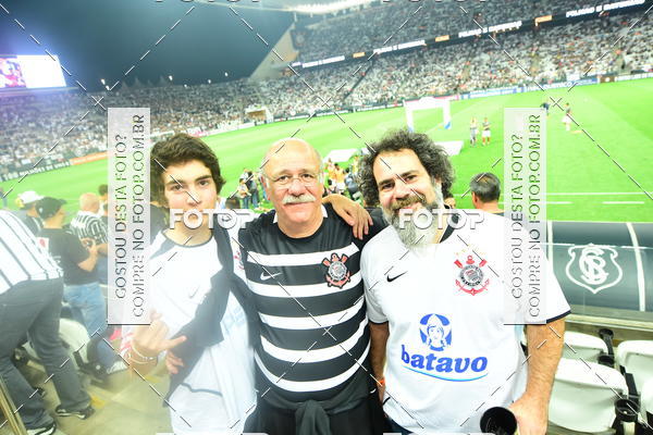 Buy your photos of the eventCorinthians X Fluminense - Brasileir�o on Fotop
