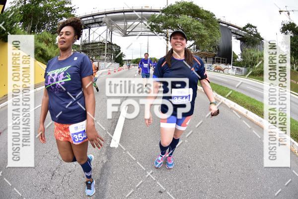 Buy your photos of the eventMeia Maratona de Floripa 2017 on Fotop