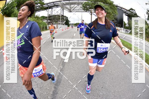 Buy your photos of the eventMeia Maratona de Floripa 2017 on Fotop