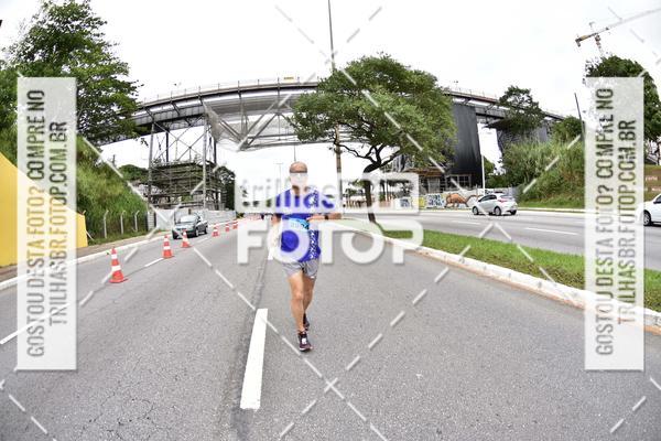 Buy your photos of the eventMeia Maratona de Floripa 2017 on Fotop