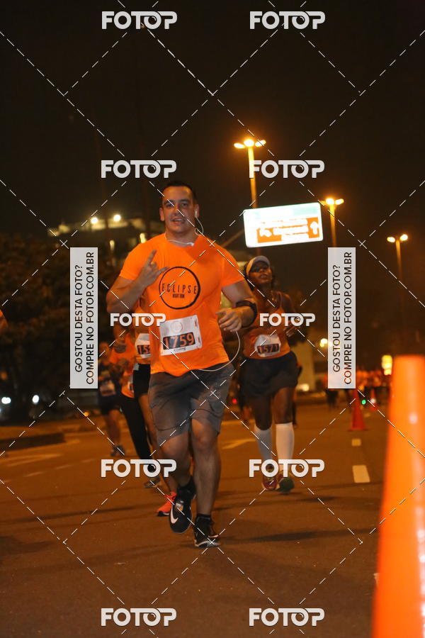 Compra tus fotos del eventoEclipse Night Run - 2018 En Fotop