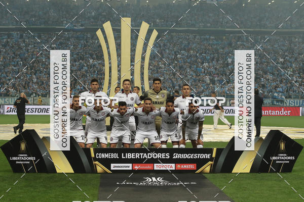 Buy your photos of the eventGr�mio x Lan�s - Libertadores 2017 on Fotop