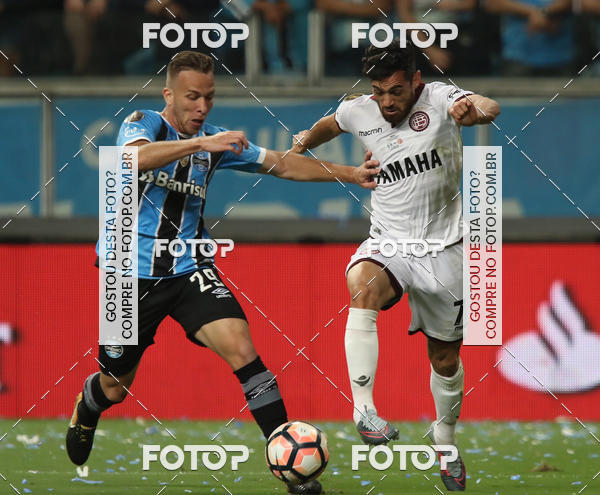 Buy your photos of the eventGr�mio x Lan�s - Libertadores 2017 on Fotop