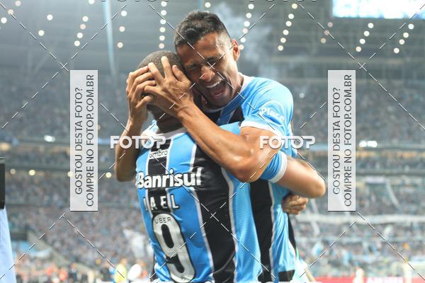 Buy your photos of the eventGr�mio x Lan�s - Libertadores 2017 on Fotop