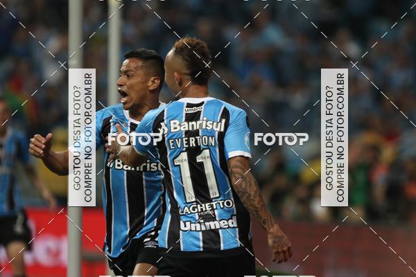 Buy your photos of the eventGr�mio x Lan�s - Libertadores 2017 on Fotop