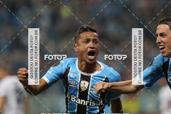 Buy your photos of the eventGr�mio x Lan�s - Libertadores 2017 on Fotop