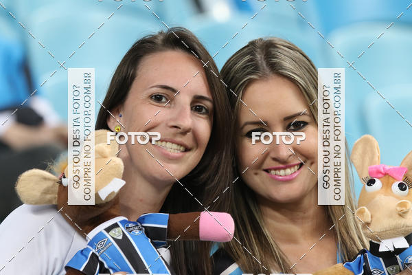 Buy your photos of the eventGr�mio x Lan�s - Libertadores 2017 on Fotop