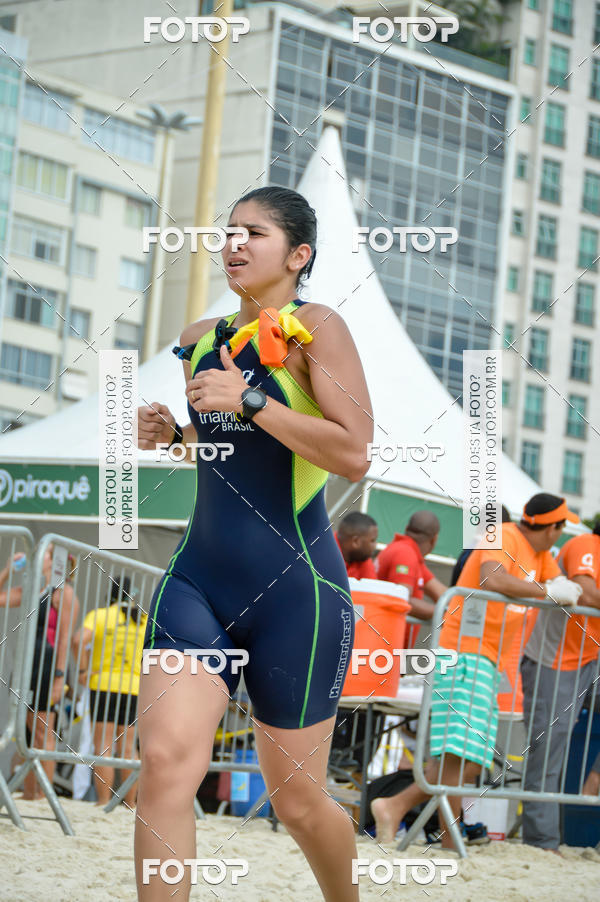 Buy your photos of the eventCircuito Petrobrs Rei e Rainha do Mar on Fotop