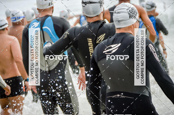 Buy your photos of the eventCircuito Petrobrs Rei e Rainha do Mar on Fotop