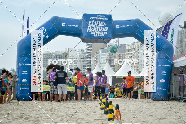 Buy your photos of the eventCircuito Petrobrs Rei e Rainha do Mar on Fotop