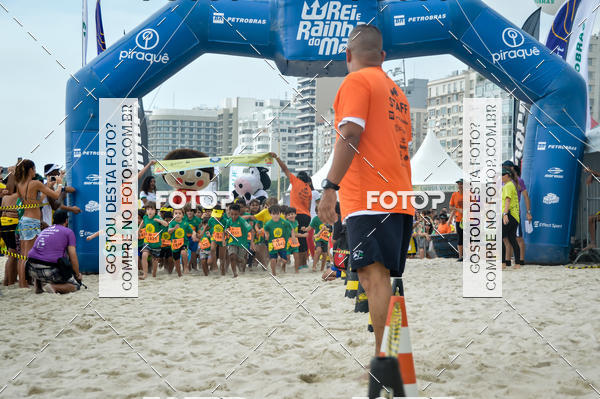 Buy your photos of the eventCircuito Petrobrs Rei e Rainha do Mar on Fotop