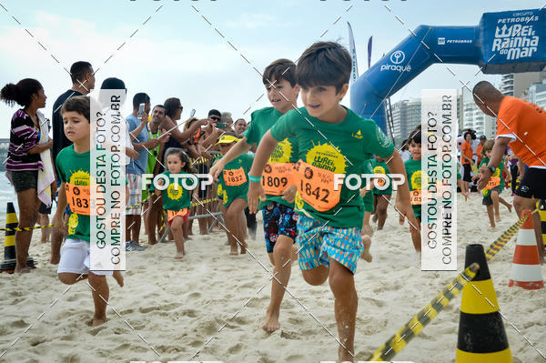 Buy your photos of the eventCircuito Petrobrs Rei e Rainha do Mar on Fotop