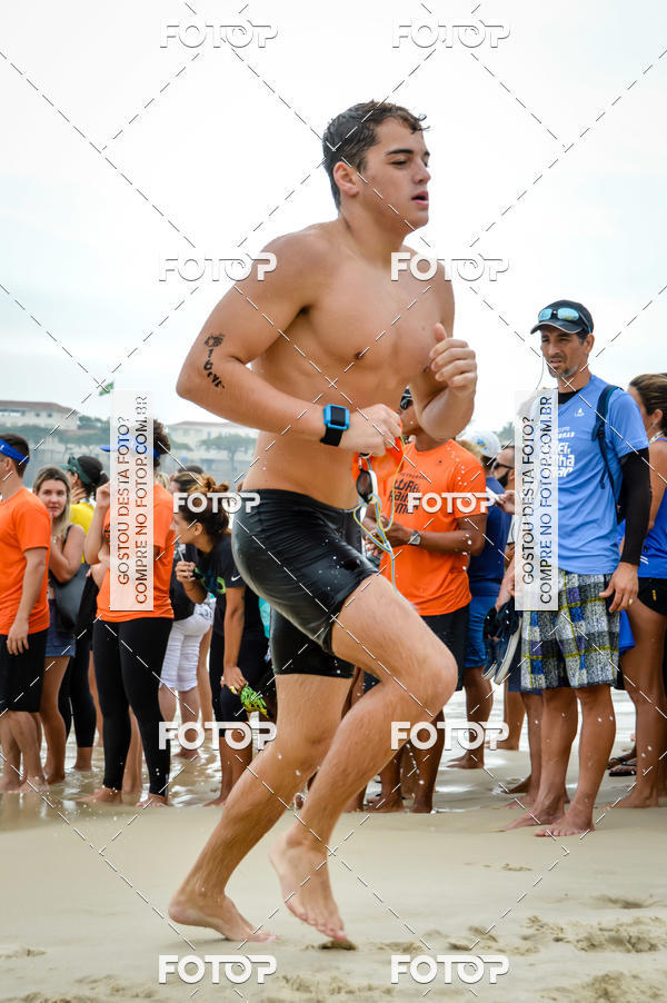 Buy your photos of the eventCircuito Petrobrs Rei e Rainha do Mar on Fotop