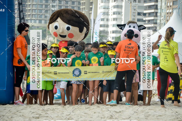 Buy your photos of the eventCircuito Petrobrs Rei e Rainha do Mar on Fotop