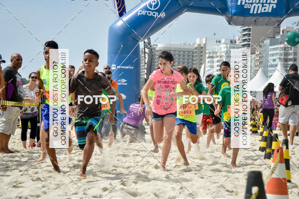 Buy your photos of the eventCircuito Petrobrs Rei e Rainha do Mar on Fotop