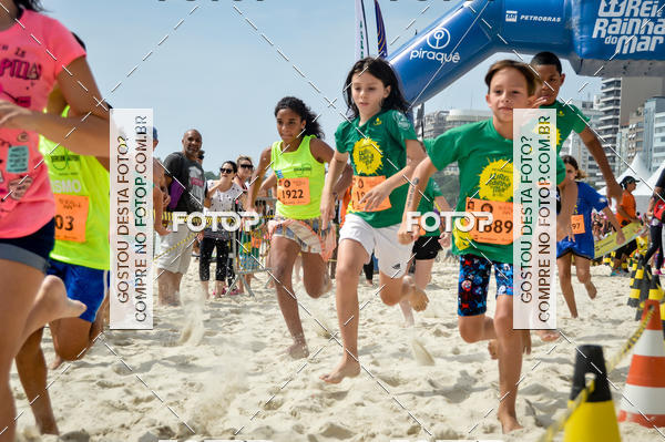 Buy your photos of the eventCircuito Petrobrs Rei e Rainha do Mar on Fotop