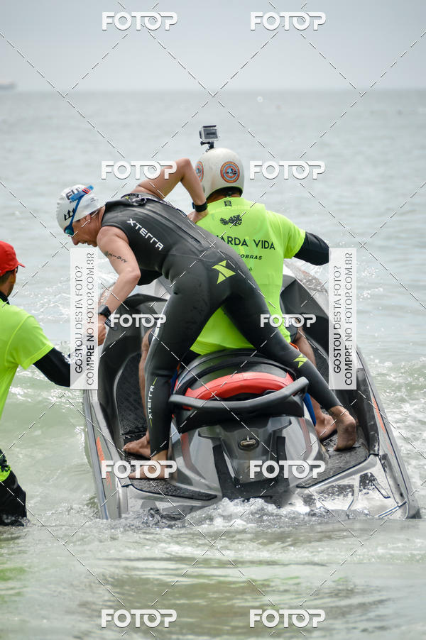 Buy your photos of the eventCircuito Petrobrs Rei e Rainha do Mar on Fotop