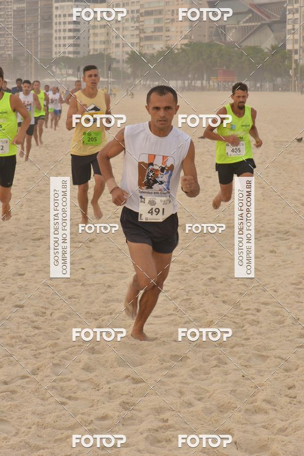 Buy your photos of the eventCircuito Petrobrs Rei e Rainha do Mar on Fotop