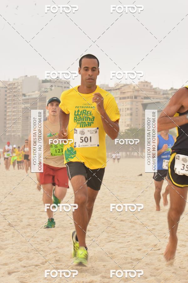 Buy your photos of the eventCircuito Petrobrs Rei e Rainha do Mar on Fotop