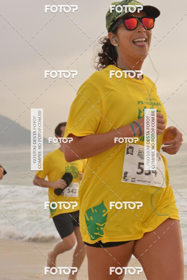 Buy your photos of the eventCircuito Petrobr�s Rei e Rainha do Mar on Fotop