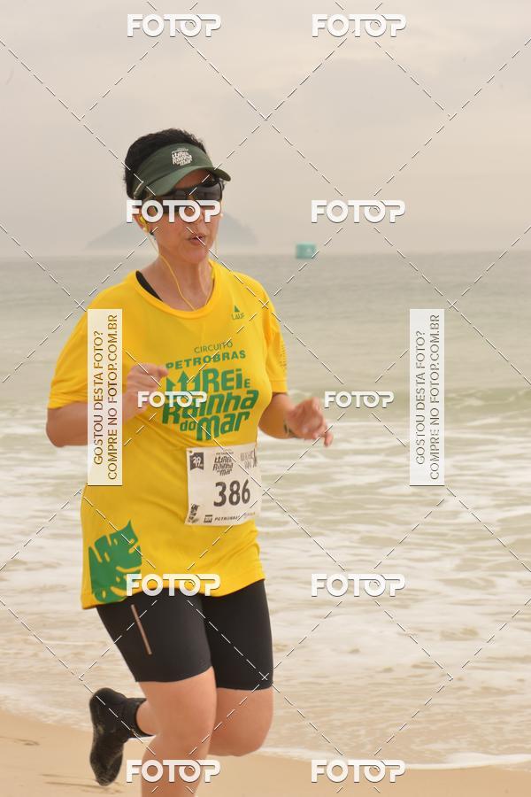 Buy your photos of the eventCircuito Petrobrs Rei e Rainha do Mar on Fotop