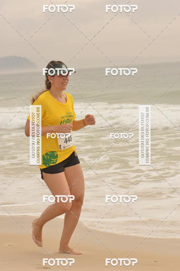 Buy your photos of the eventCircuito Petrobrs Rei e Rainha do Mar on Fotop