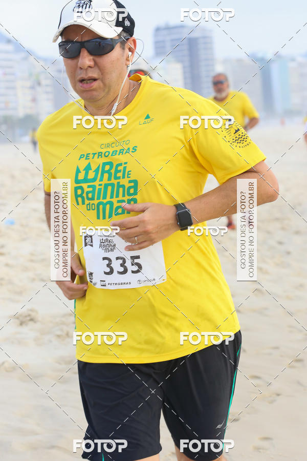 Buy your photos of the eventCircuito Petrobrs Rei e Rainha do Mar on Fotop
