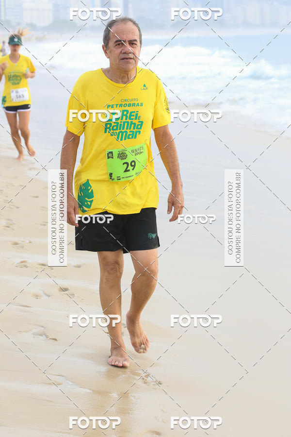 Buy your photos of the eventCircuito Petrobrs Rei e Rainha do Mar on Fotop