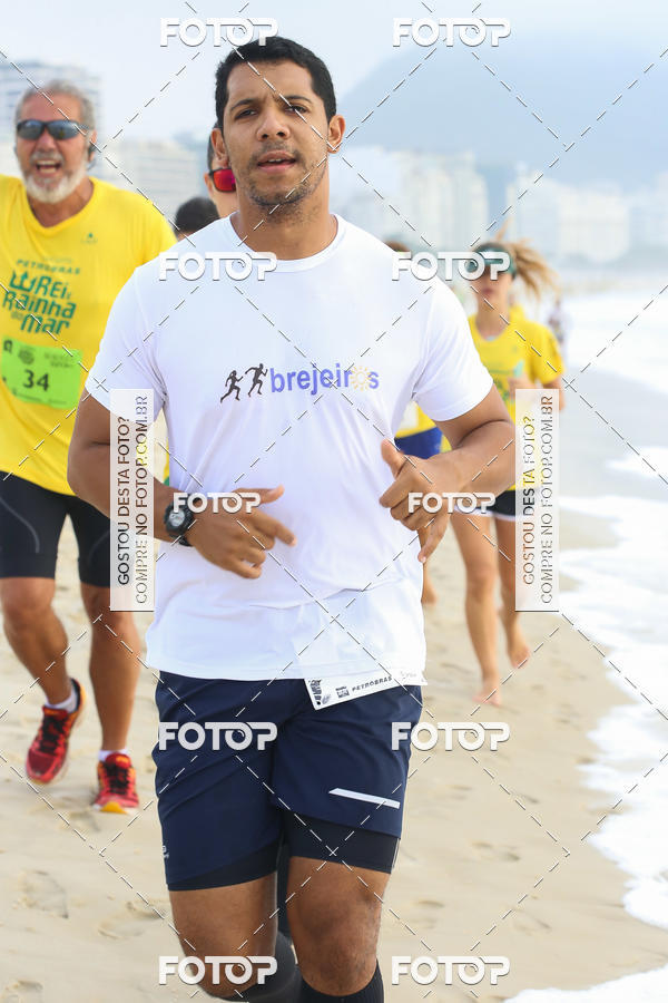 Buy your photos of the eventCircuito Petrobrs Rei e Rainha do Mar on Fotop