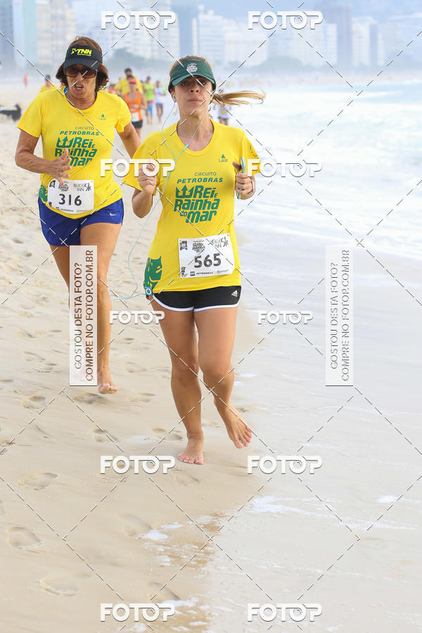 Buy your photos of the eventCircuito Petrobrs Rei e Rainha do Mar on Fotop