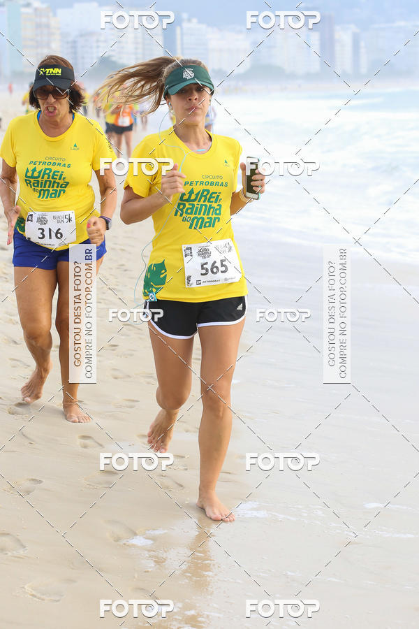 Buy your photos of the eventCircuito Petrobrs Rei e Rainha do Mar on Fotop