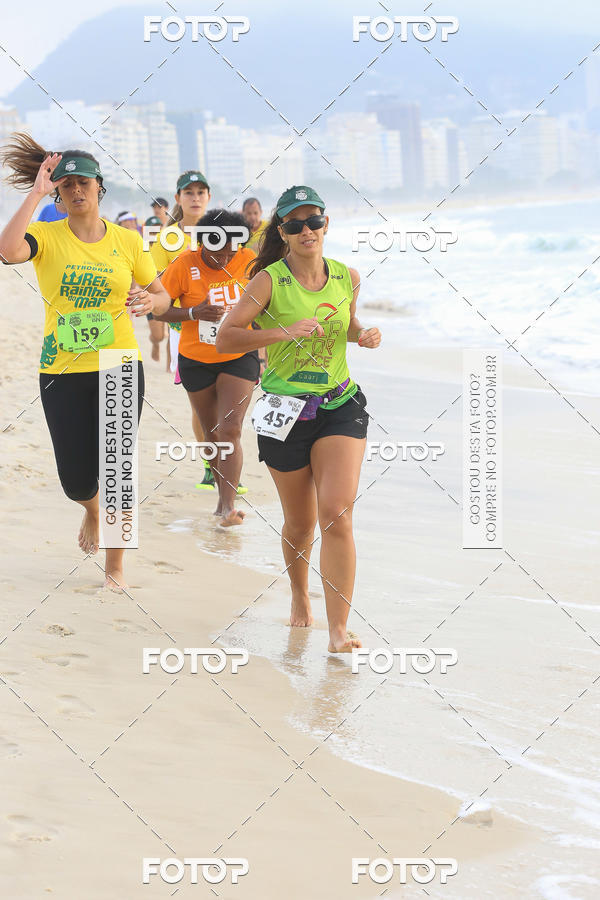 Buy your photos of the eventCircuito Petrobr�s Rei e Rainha do Mar on Fotop