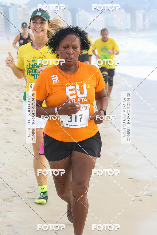 Buy your photos of the eventCircuito Petrobr�s Rei e Rainha do Mar on Fotop