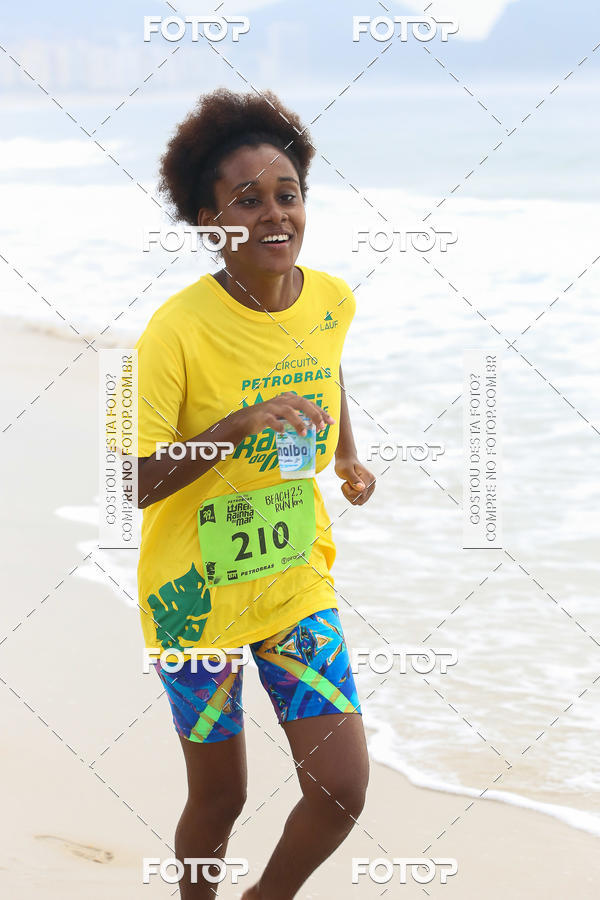 Buy your photos of the eventCircuito Petrobr�s Rei e Rainha do Mar on Fotop