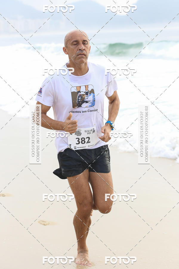 Buy your photos of the eventCircuito Petrobr�s Rei e Rainha do Mar on Fotop