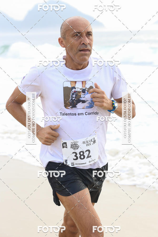 Buy your photos of the eventCircuito Petrobr�s Rei e Rainha do Mar on Fotop