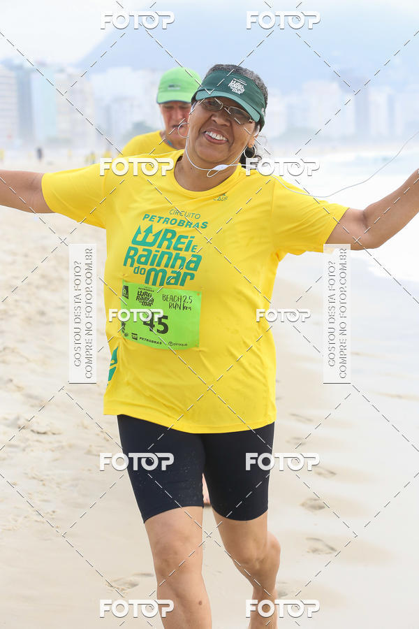 Buy your photos of the eventCircuito Petrobr�s Rei e Rainha do Mar on Fotop