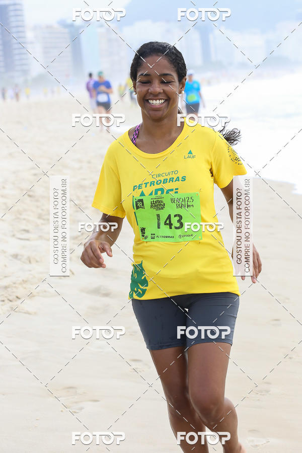 Buy your photos of the eventCircuito Petrobr�s Rei e Rainha do Mar on Fotop