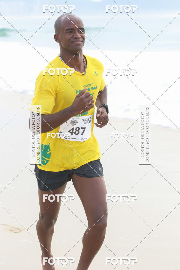 Buy your photos of the eventCircuito Petrobr�s Rei e Rainha do Mar on Fotop