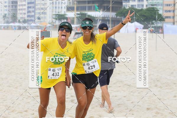Buy your photos of the eventCircuito Petrobrs Rei e Rainha do Mar on Fotop